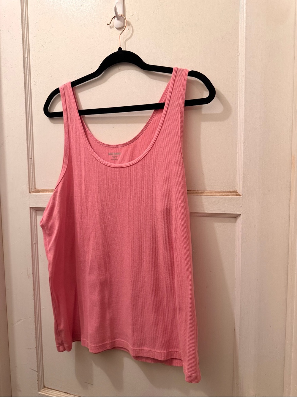 Old Navy Pink Scoop Neck Tank Top